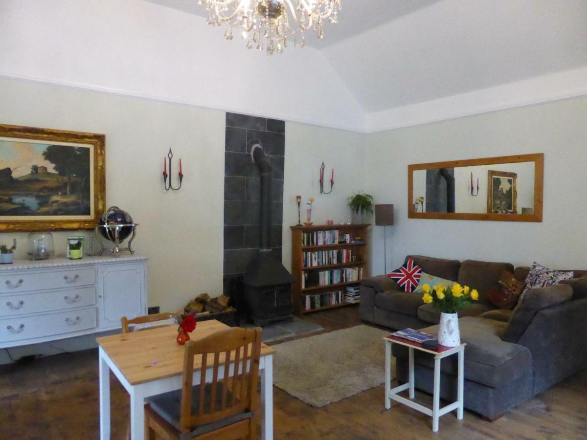 Cookshayes Country Guest House มอร์ตันแฮมสเตด ภายนอก รูปภาพ